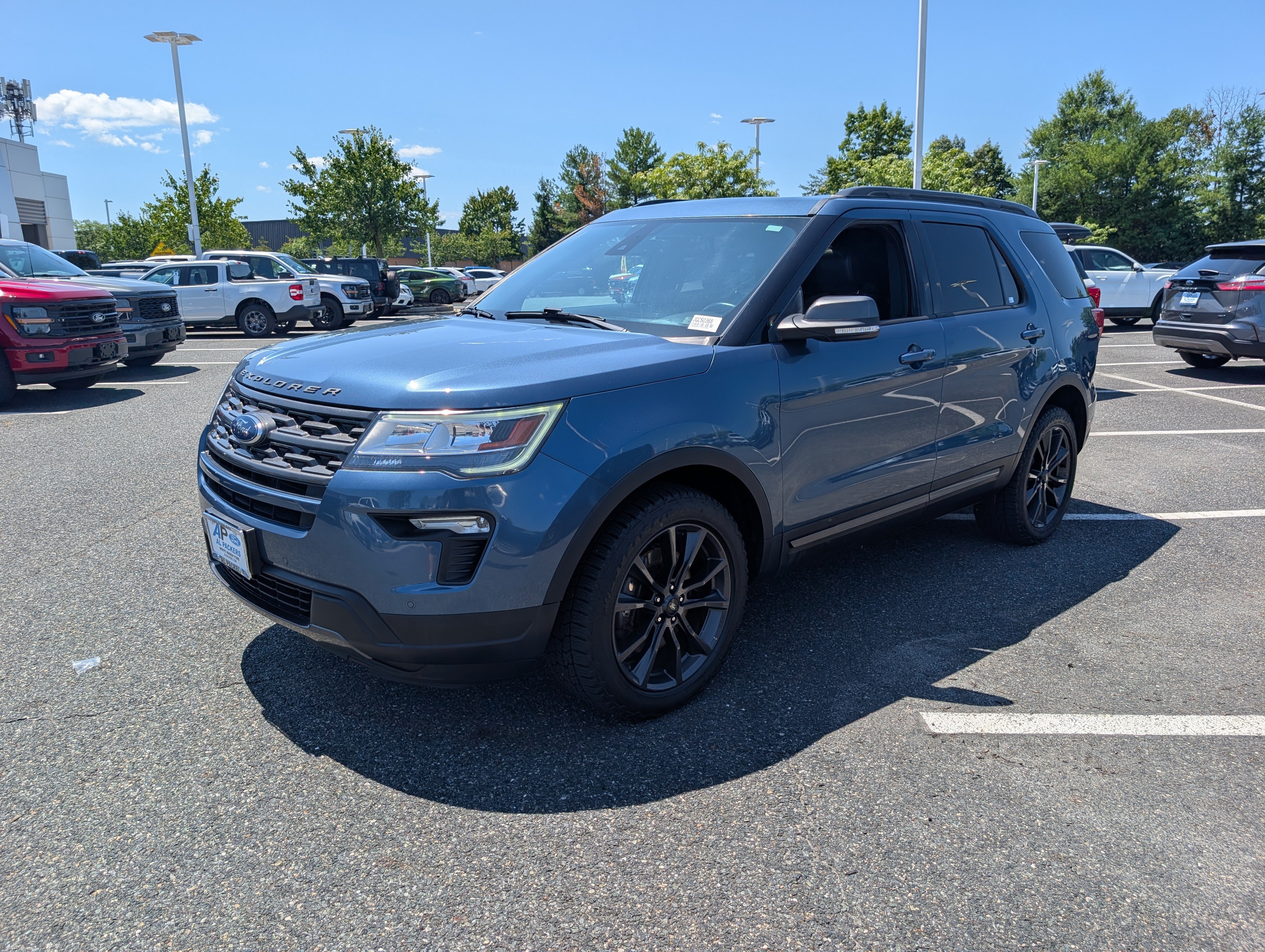 Certified 2018 Ford Explorer XLT w/ Equipment Group 202A AWD/4WD image 7