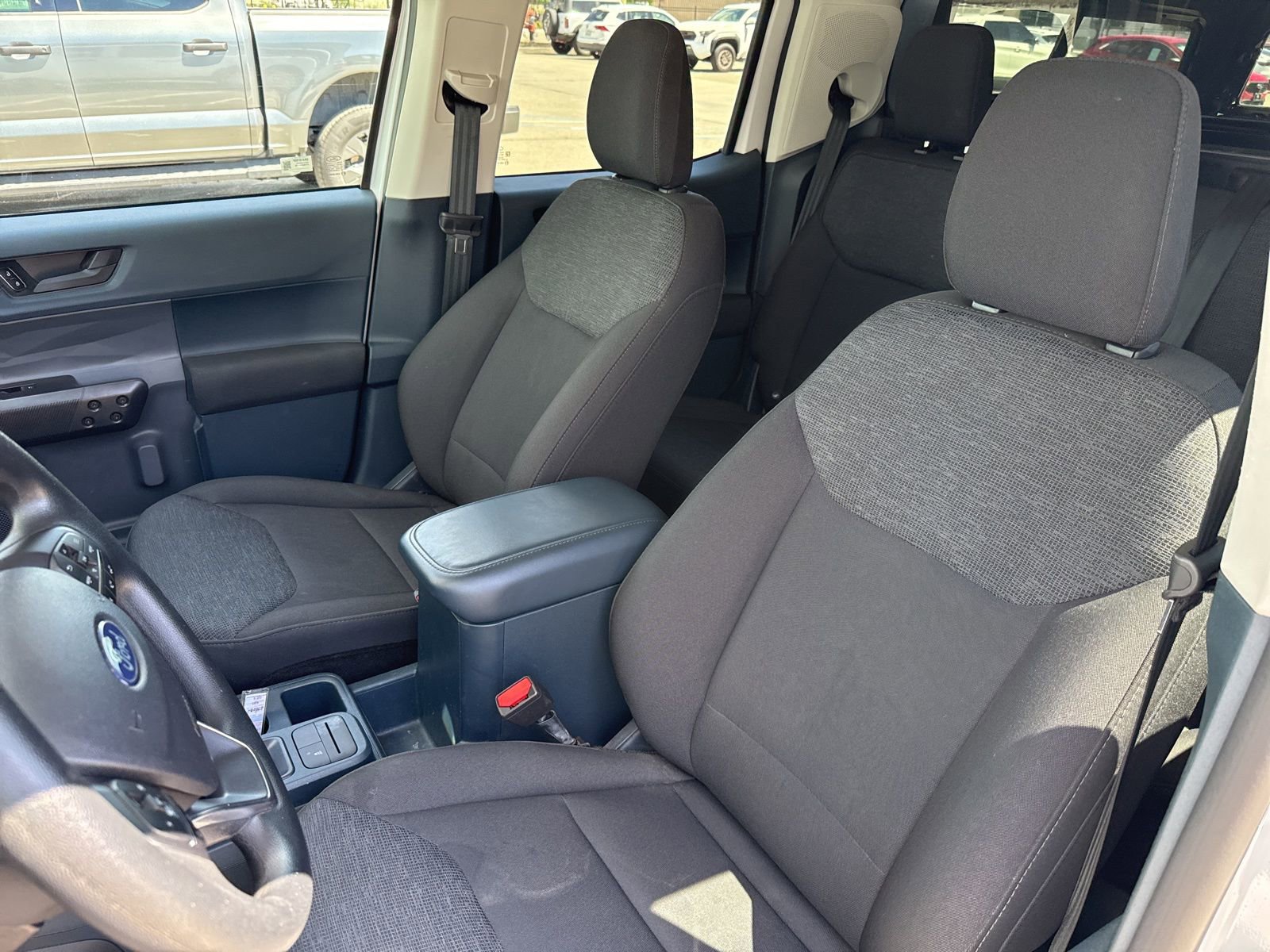 Certified 2025 Ford Maverick XL FWD image 11