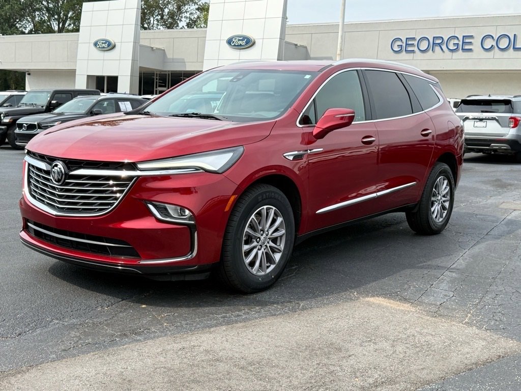 Used 2024 Buick Enclave Premium image 8
