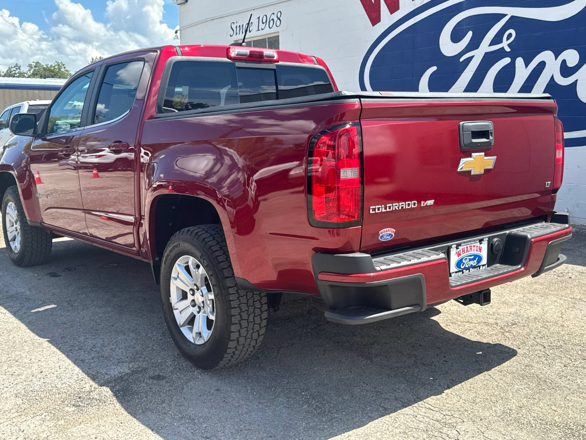 Used 2018 Chevrolet Colorado LT w/ LT Convenience Package RWD image 4