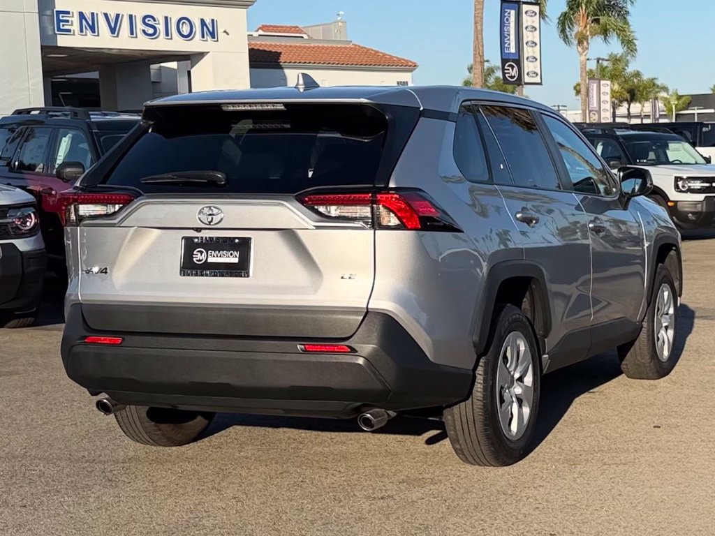 Used 2024 Toyota RAV4 LE FWD image 8