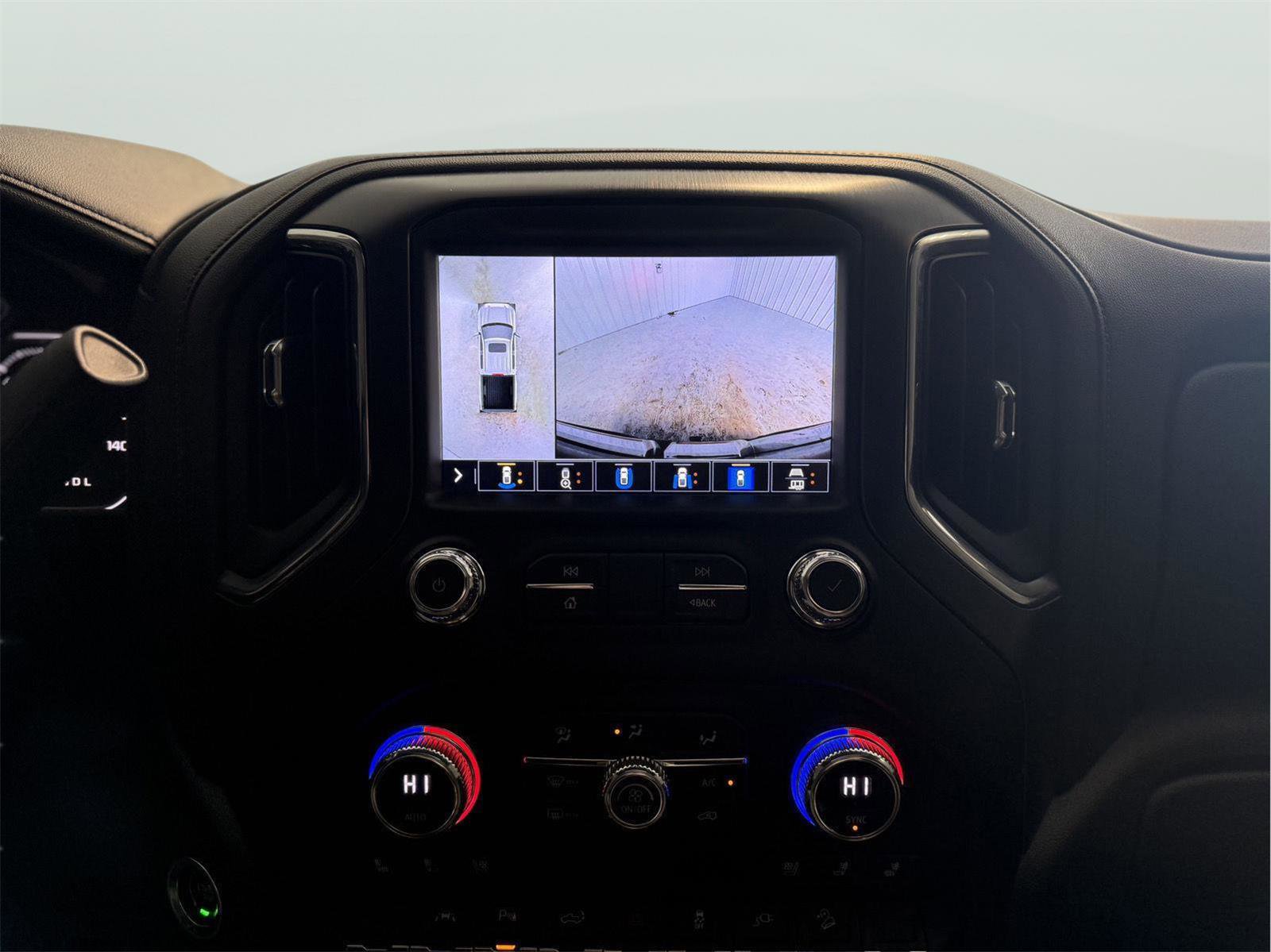 Used 2022 GMC Sierra 1500 AT4 w/ AT4 Premium Package image 14