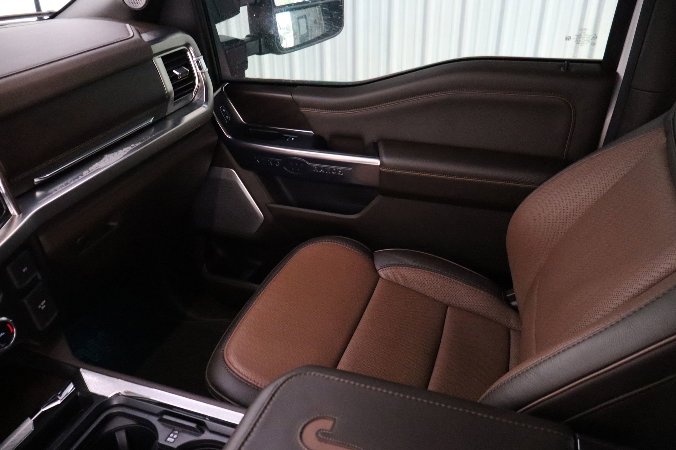 Certified 2024 Ford F250 King Ranch w/ Chrome Package image 24