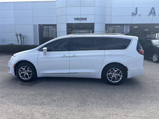 Used 2019 Chrysler Pacifica Limited FWD image 2