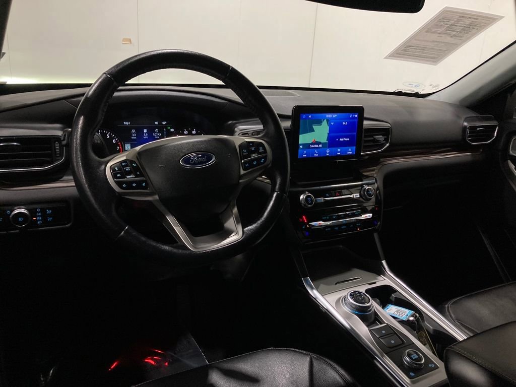 Certified 2023 Ford Explorer Limited w/ Equipment Group 301A image 19