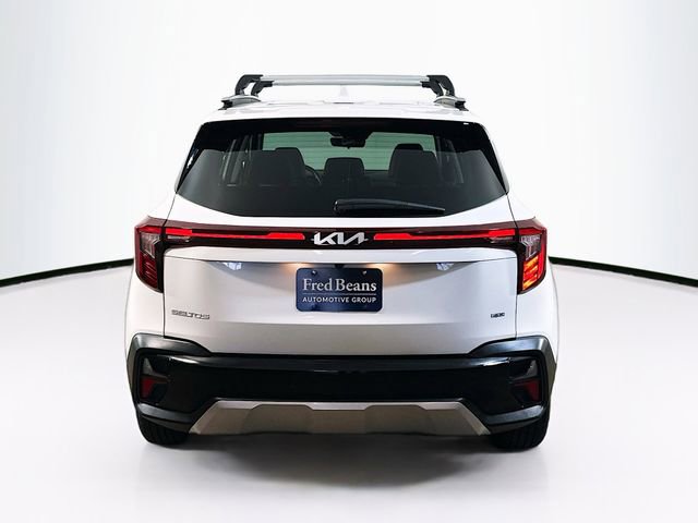 Used 2024 Kia Seltos EX image 21