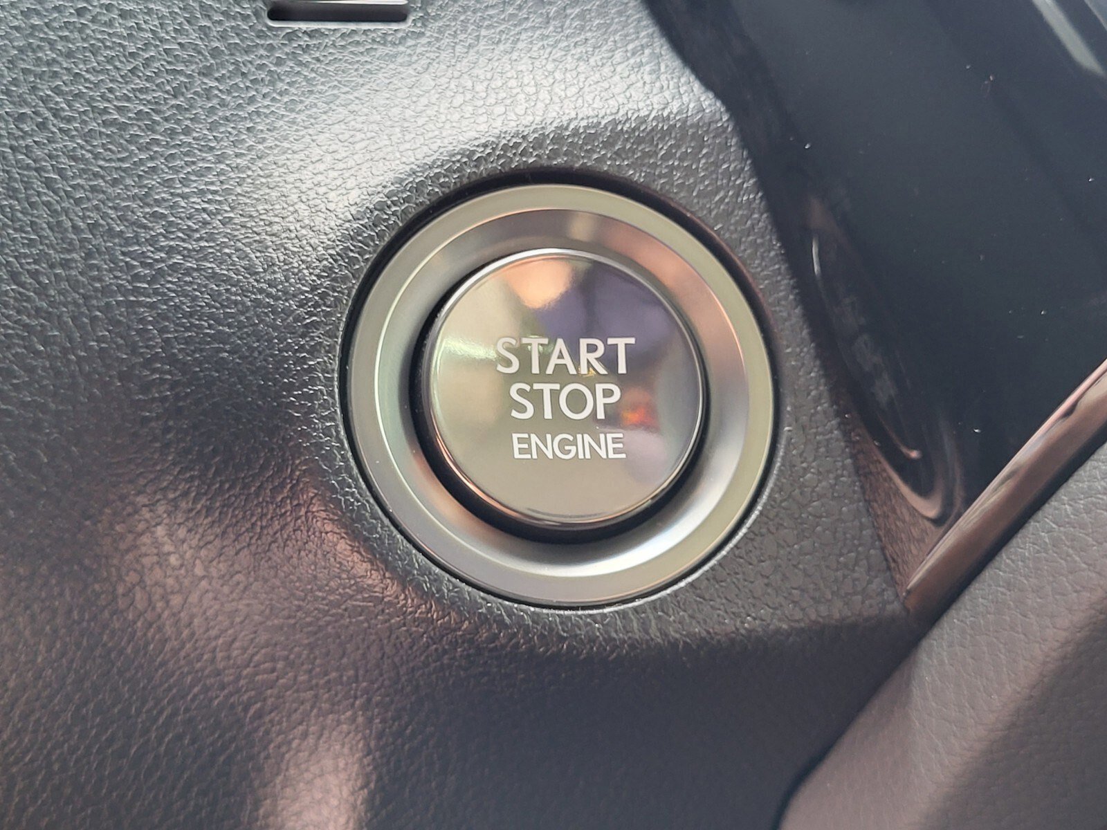 Used 2025 Lexus ES 350 Ultra Luxury w/ Accessory Package (Z1) image 24