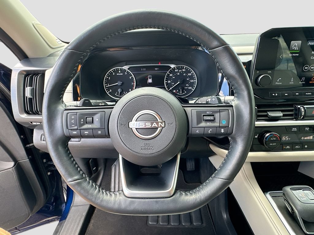 Used 2023 Nissan Pathfinder SL w/ SL Premium Package AWD/4WD image 12