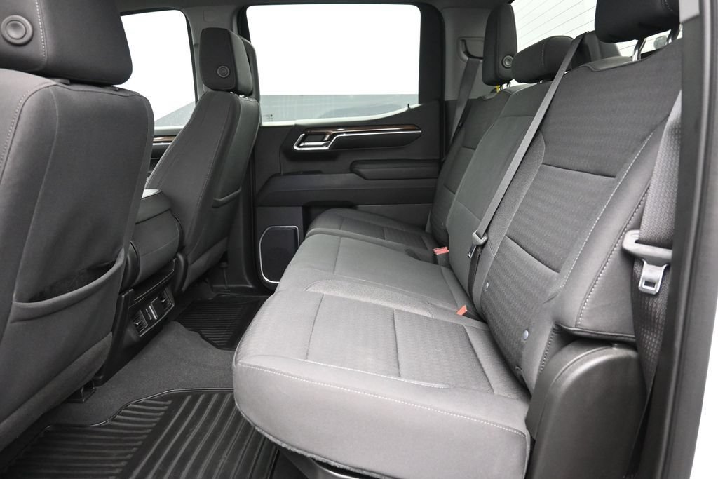 Used 2023 Chevrolet Silverado 1500 LT RWD image 7