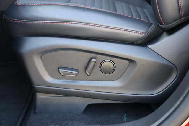 Certified 2025 Ford Explorer ST-Line w/ Premium Package RWD image 16