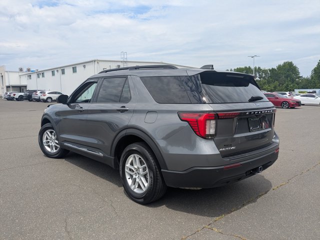 Certified 2025 Ford Explorer Active AWD/4WD image 7