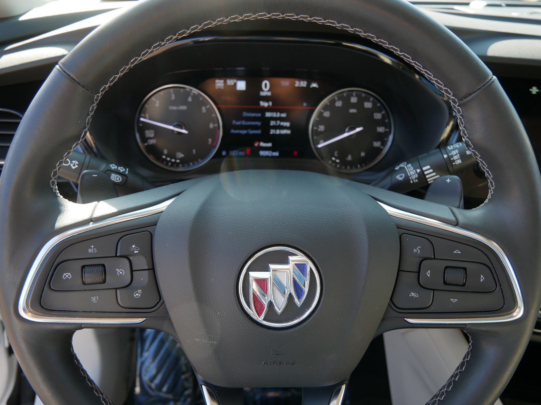 Used 2022 Buick Envision Avenir w/ Technology Package II image 24