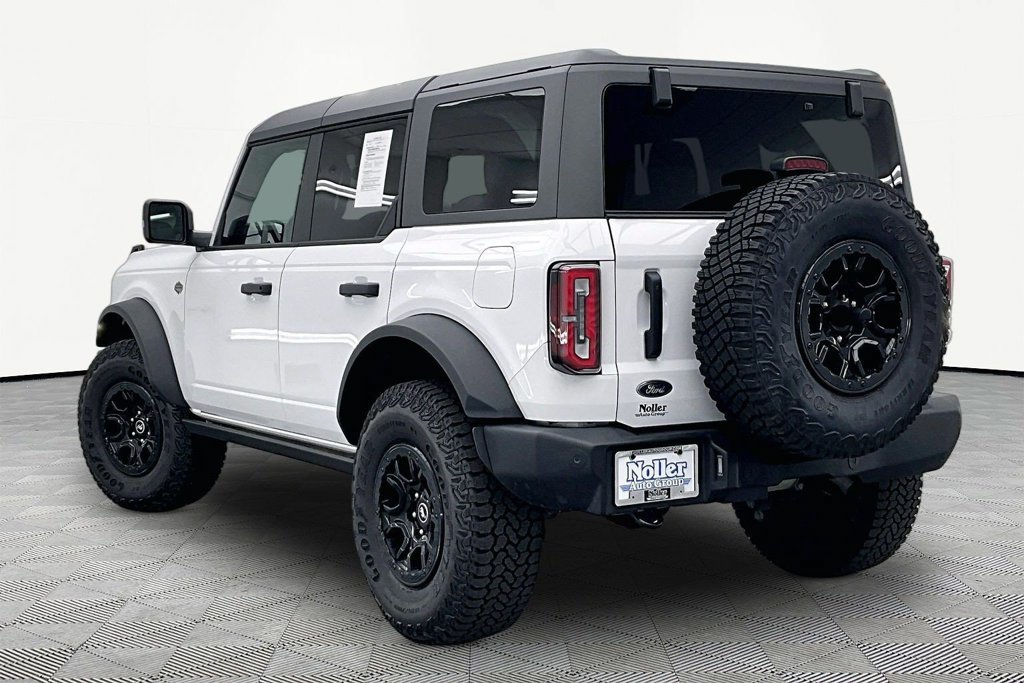 Certified 2024 Ford Bronco Wildtrak AWD/4WD image 13