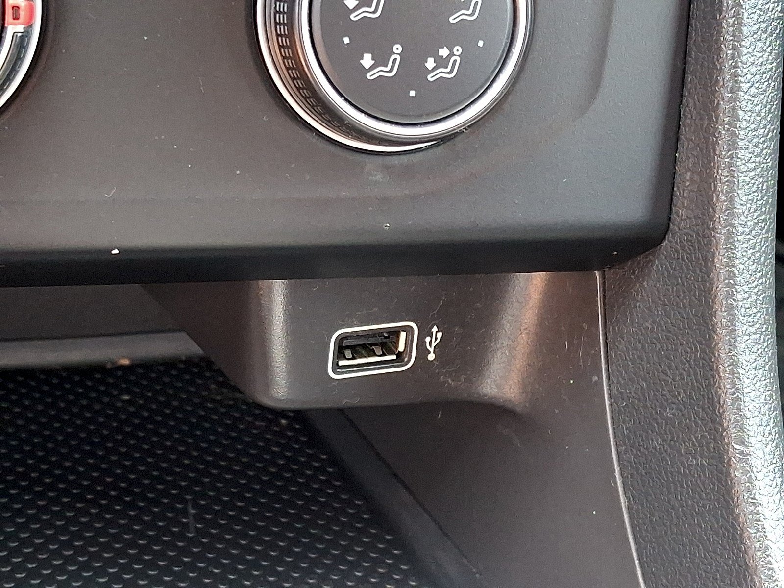 Used 2019 Volkswagen Jetta S FWD image 23