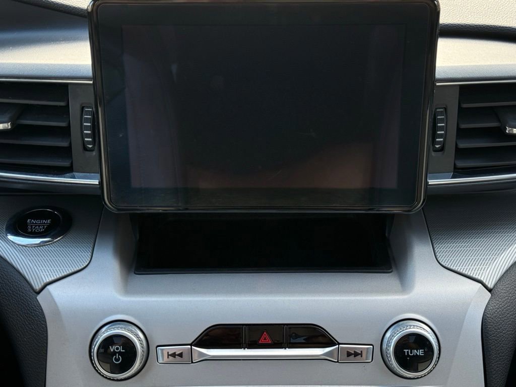 Certified 2023 Ford Explorer XLT w/ Equipment Group 202A image 17