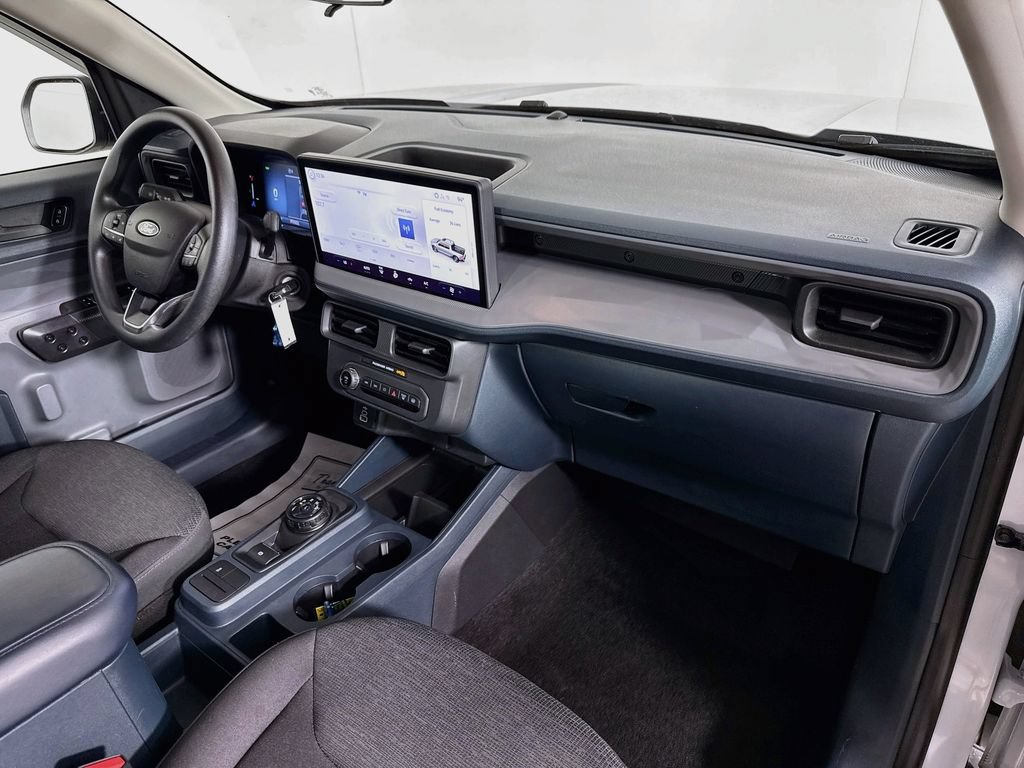 Certified 2025 Ford Maverick XL FWD image 27
