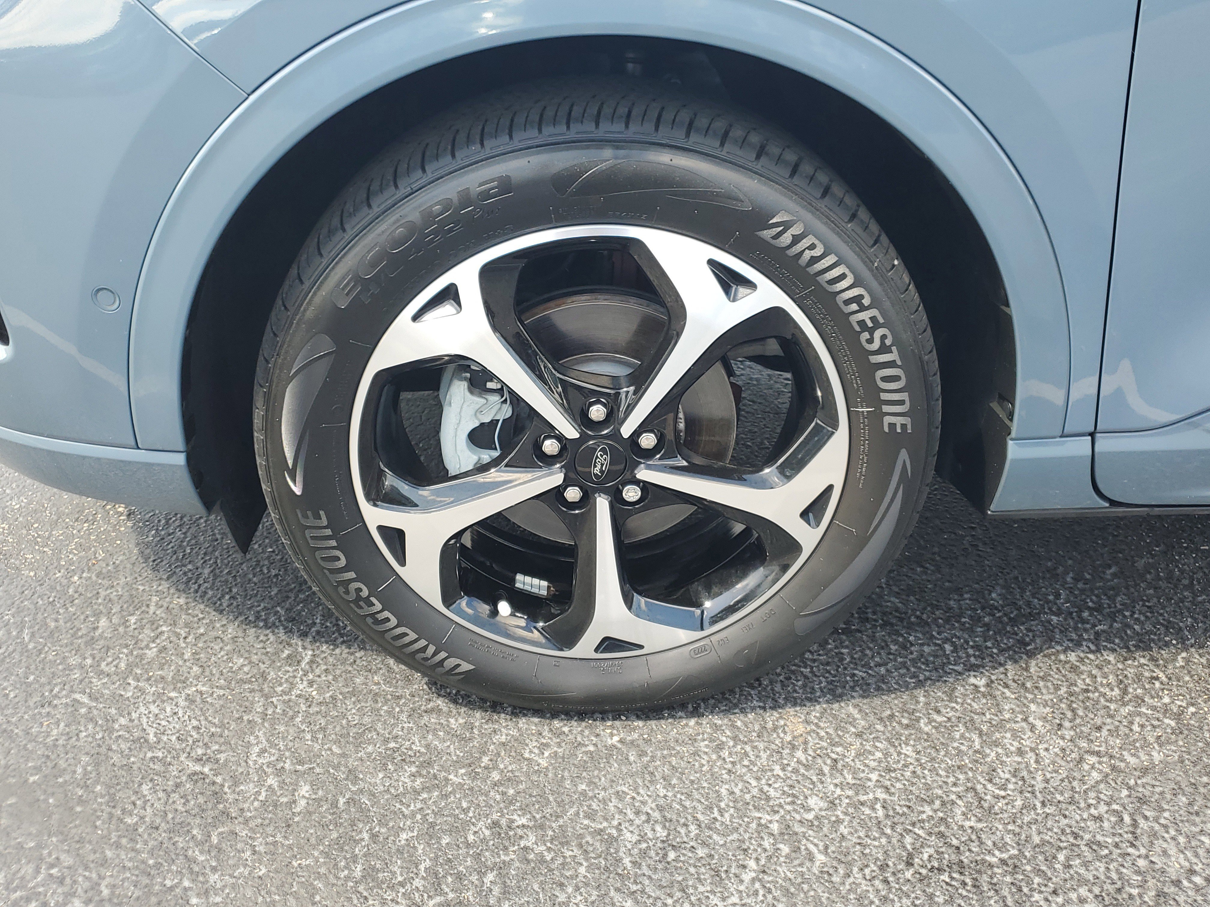 Certified 2023 Ford Escape ST-Line Elite w/ Premium Technology Package image 8