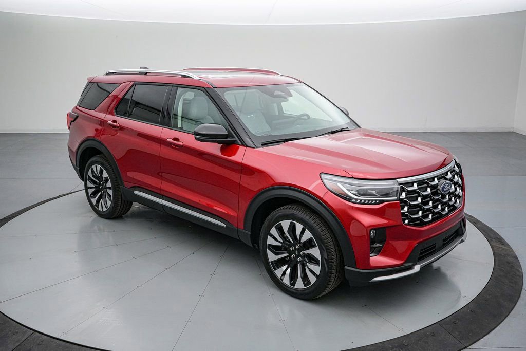 Certified 2025 Ford Explorer Platinum w/ LUX Leather Package image 8