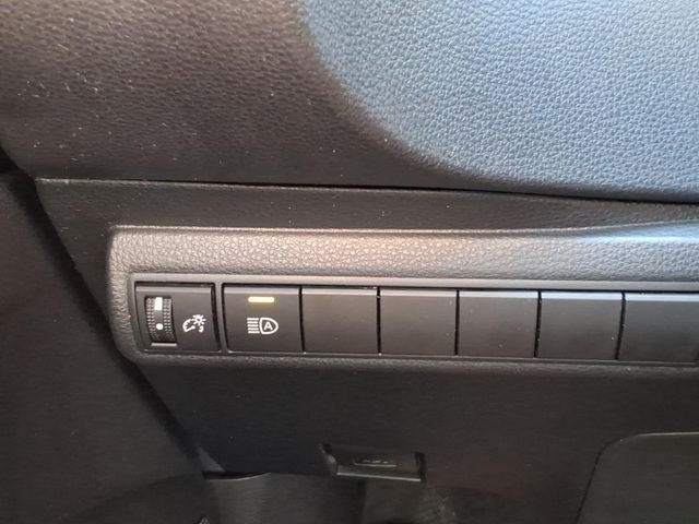 Used 2024 Toyota Corolla LE FWD image 23