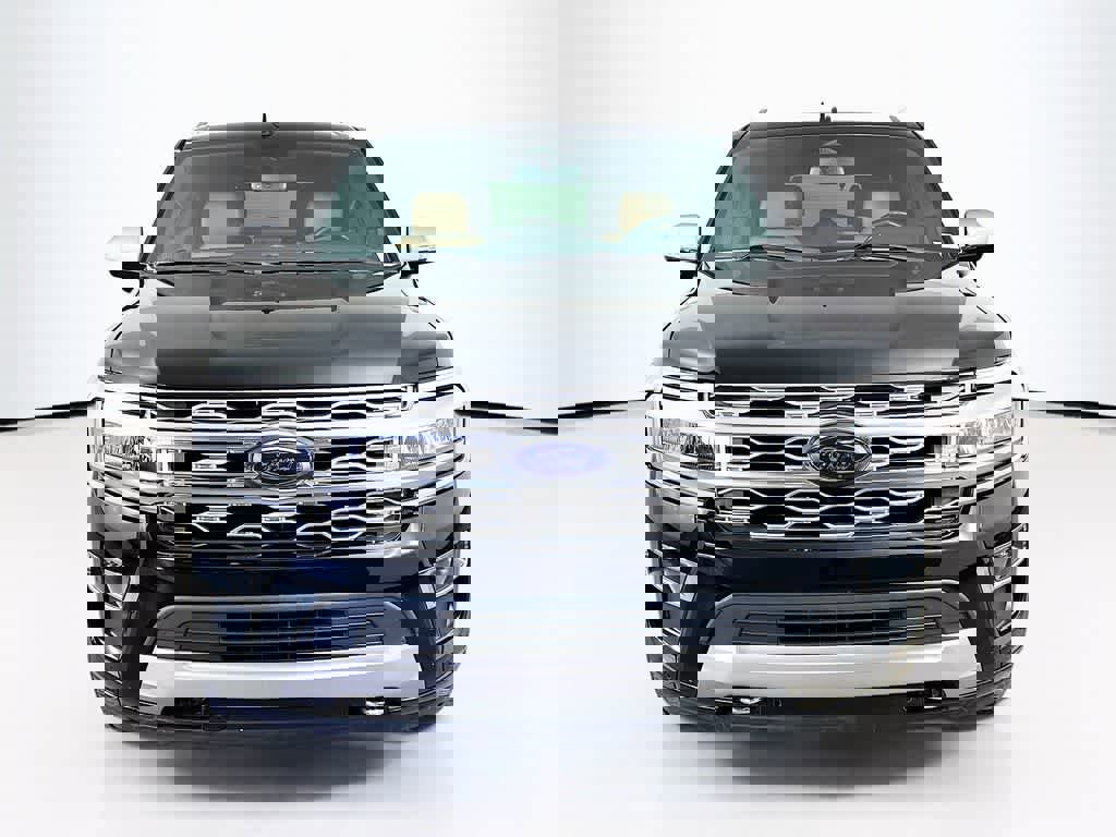 Certified 2023 Ford Expedition Platinum image 6