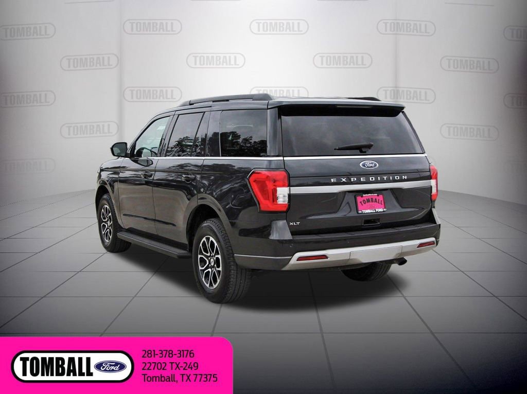 Certified 2024 Ford Expedition XLT RWD image 5