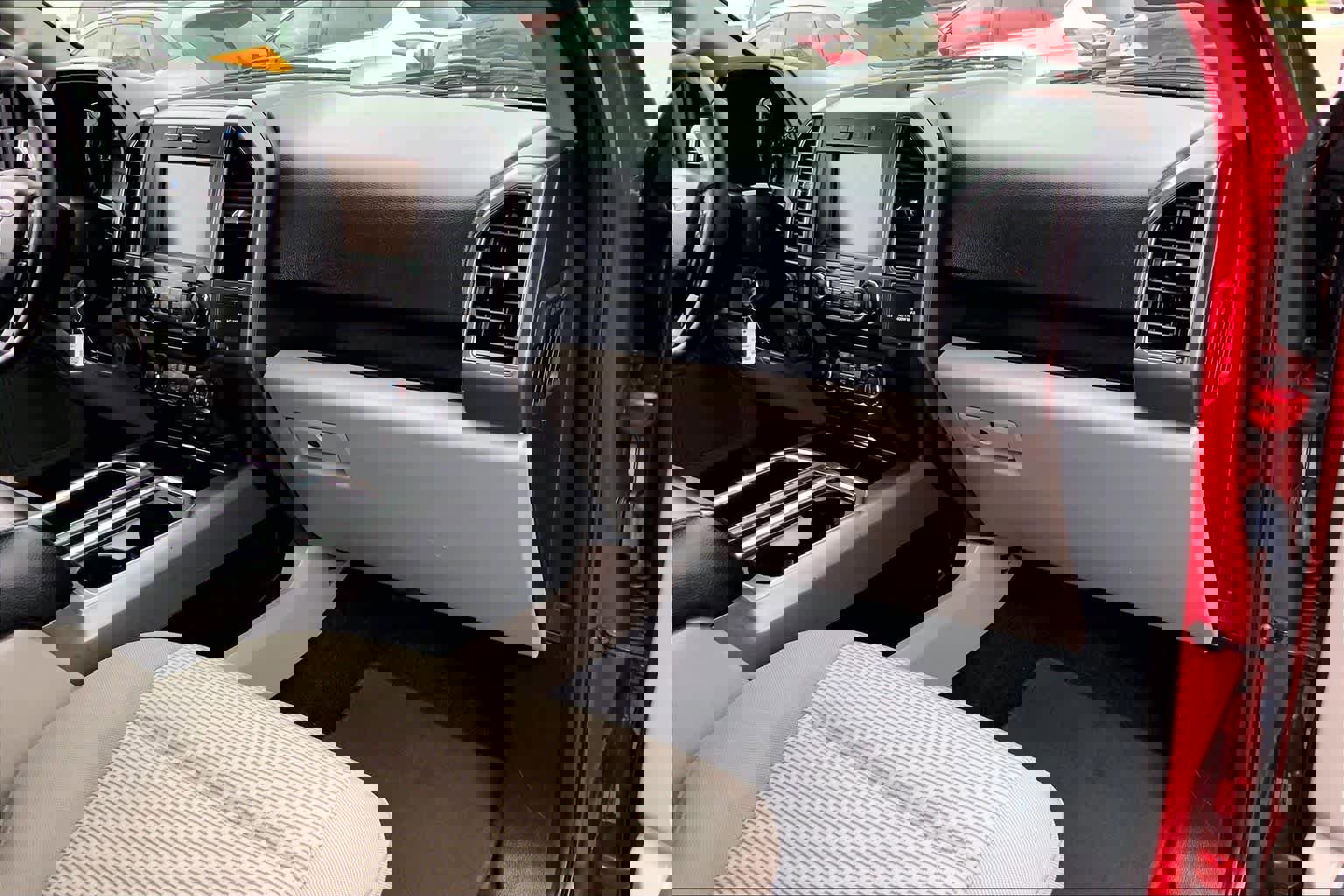 Certified 2018 Ford F150 XLT w/ Equipment Group 302A Luxury AWD/4WD image 17