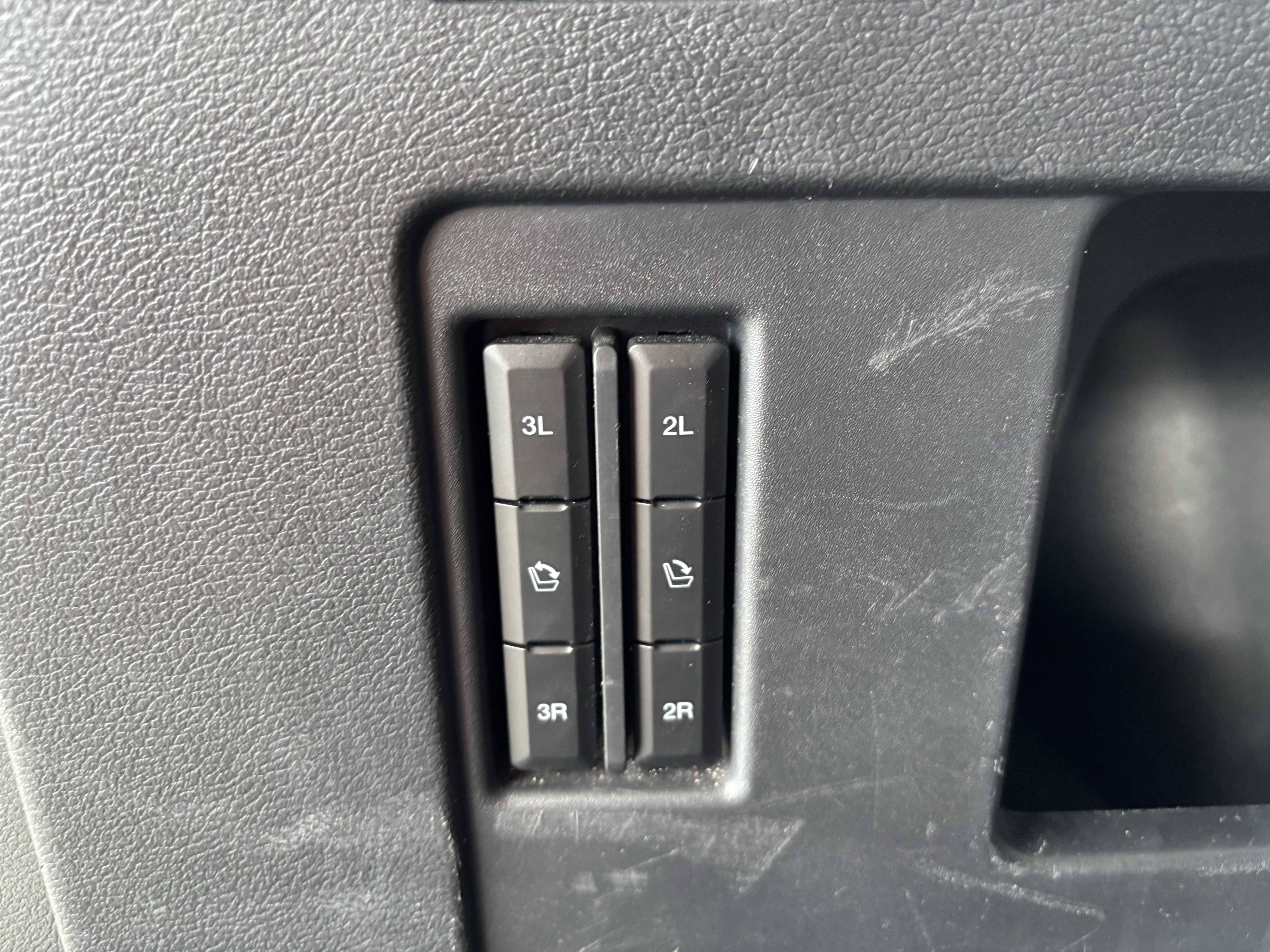 Certified 2024 Ford Expedition Limited AWD/4WD image 32