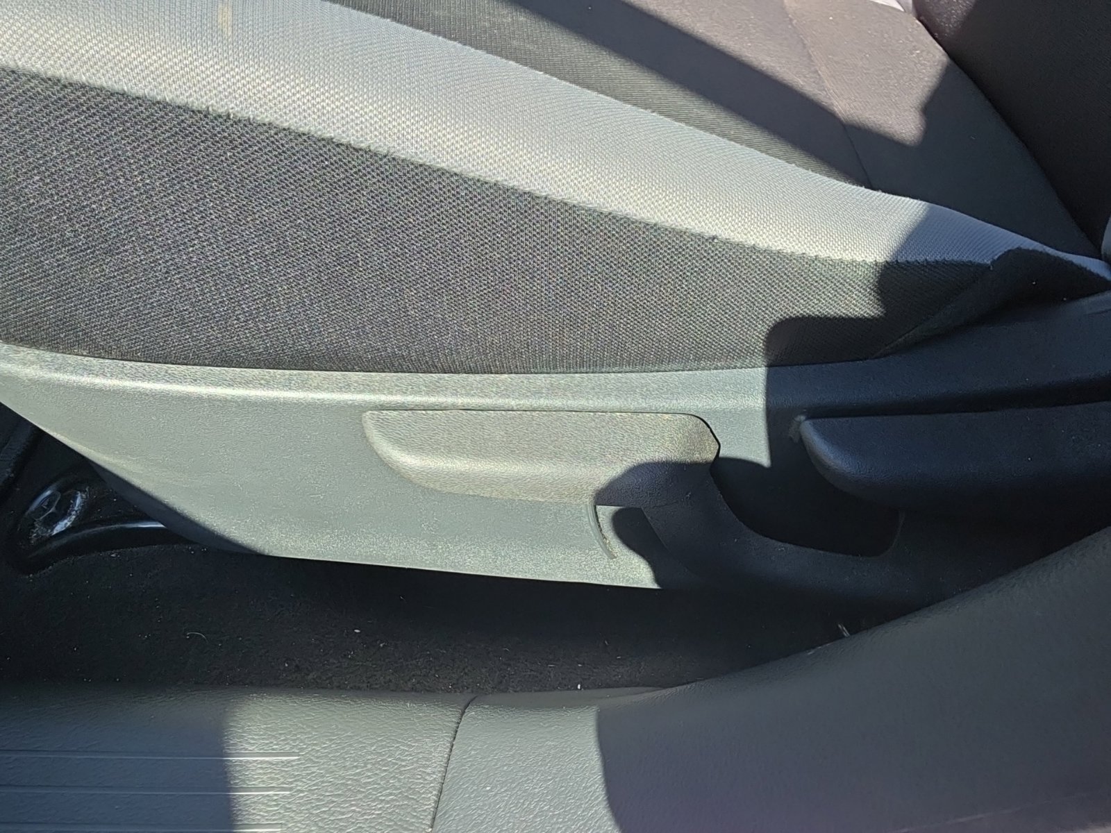 Used 2025 Nissan Versa S FWD image 12