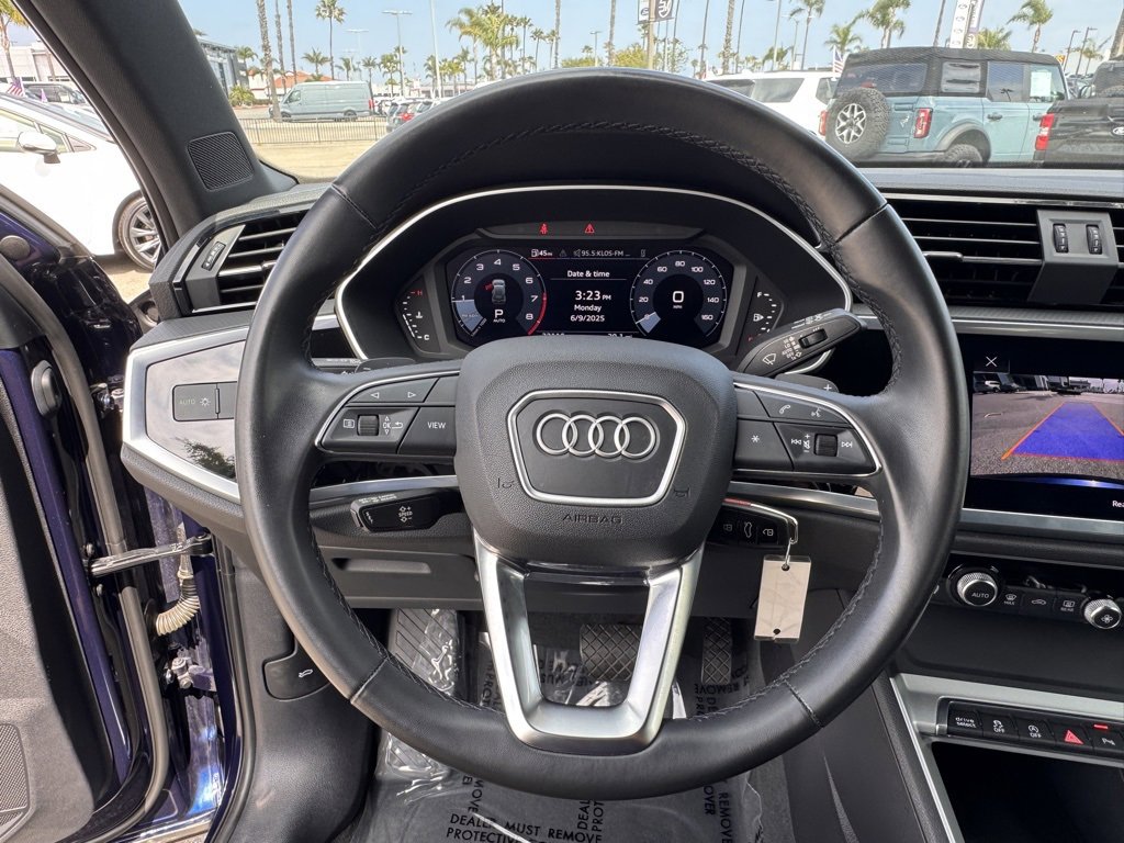 Used 2022 Audi Q3 2.0T Premium image 23