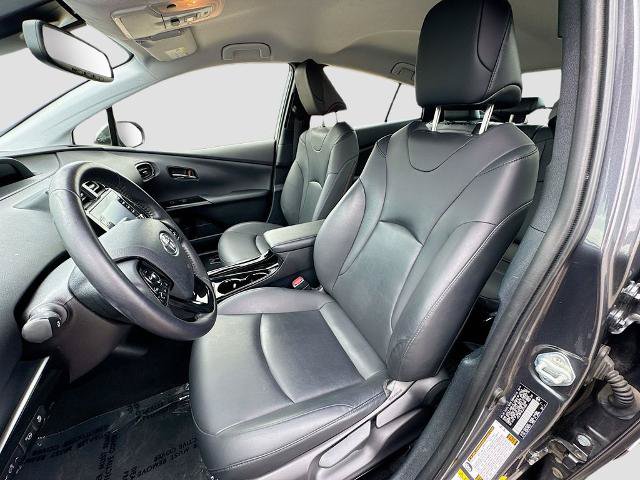 Used 2020 Toyota Prius XLE AWD/4WD image 14