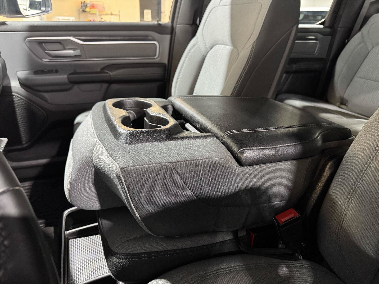 Used 2021 RAM 1500 Big Horn AWD/4WD image 31