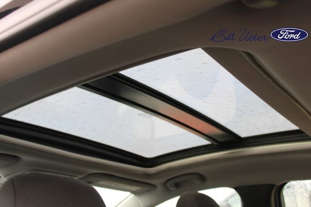 Used 2022 Chevrolet Malibu LT image 16