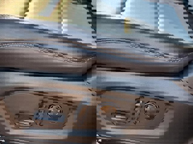 Certified 2023 Ford Explorer XLT w/ Equipment Group 202A image 6