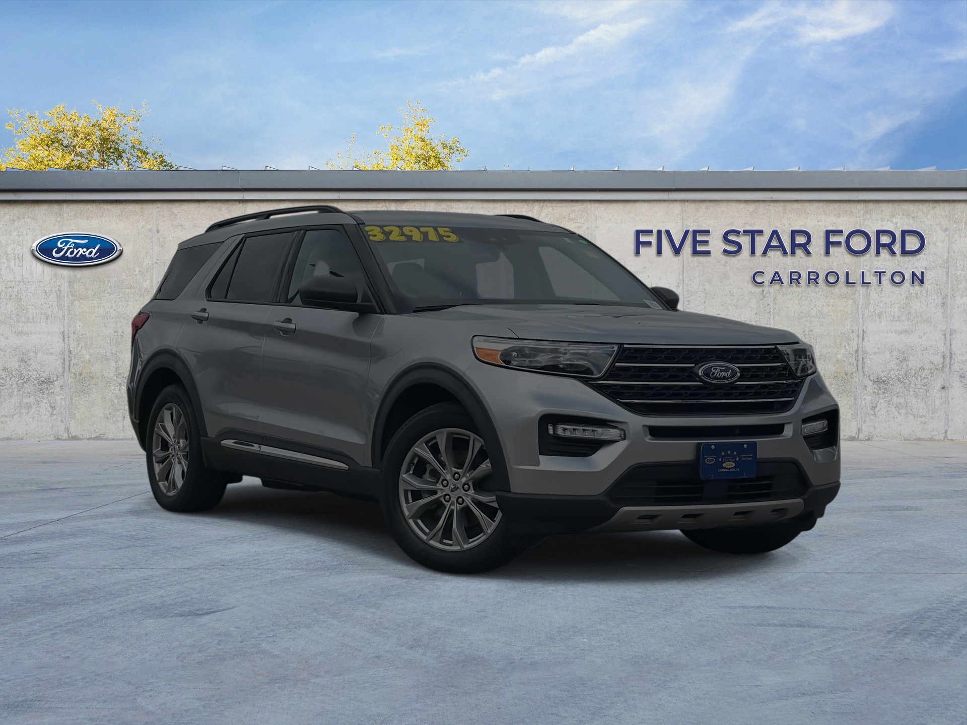 Certified 2023 Ford Explorer XLT w/ Equipment Group 202A