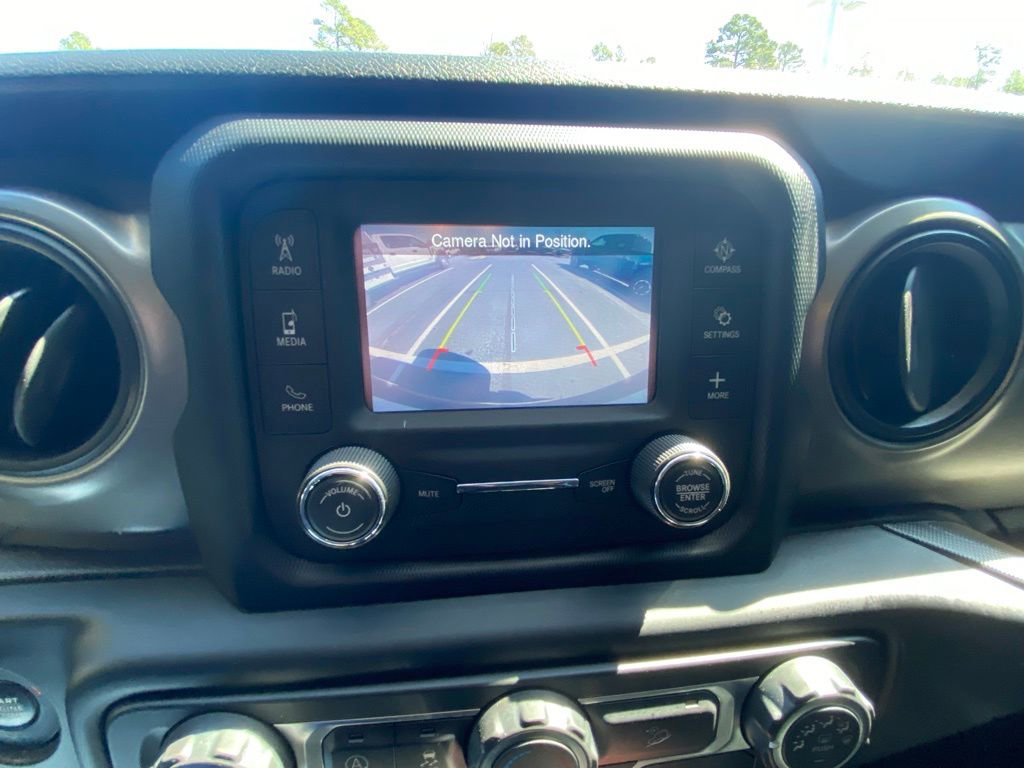 Used 2019 Jeep Wrangler Unlimited Sport S image 16