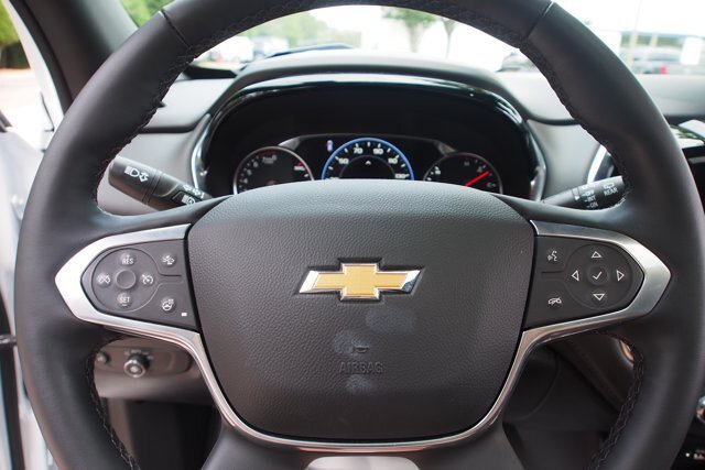 Used 2023 Chevrolet Traverse High Country FWD image 25
