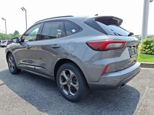Certified 2023 Ford Escape ST-Line w/ Tech Pack #1 AWD/4WD image 6