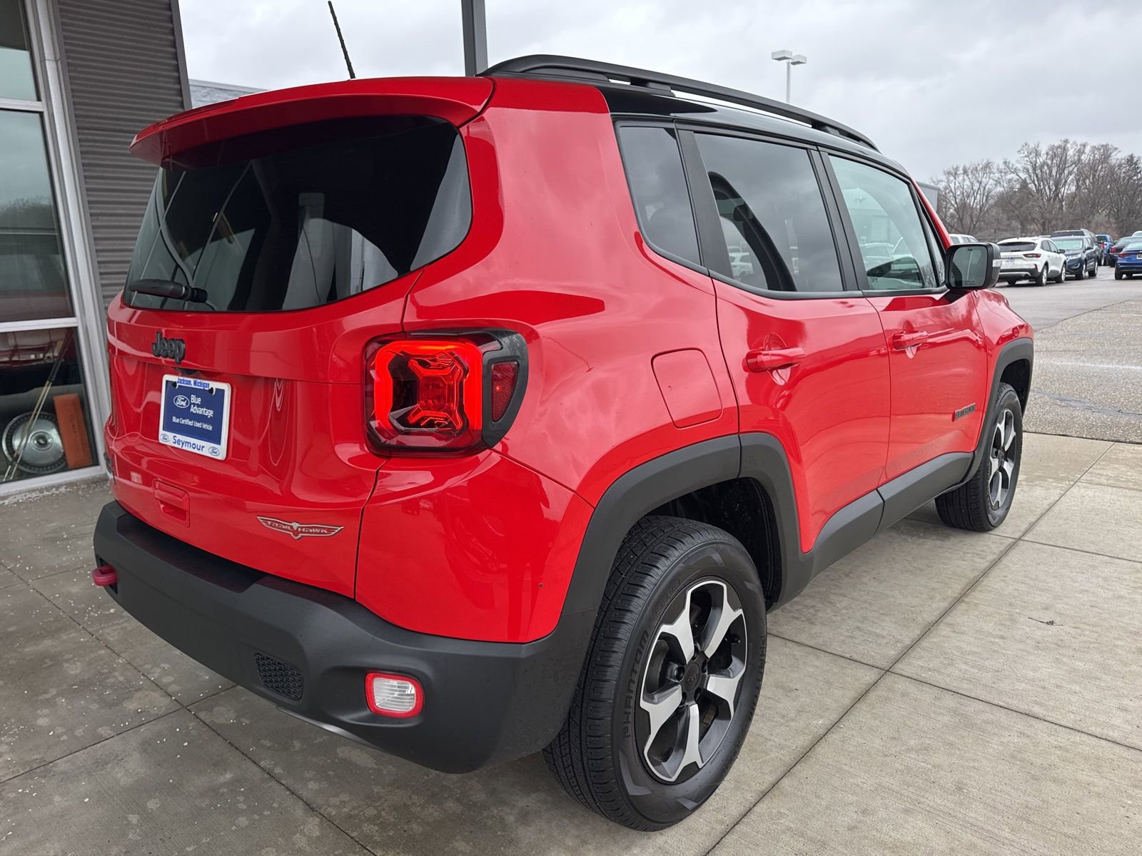 Used 2019 Jeep Renegade Trailhawk image 8