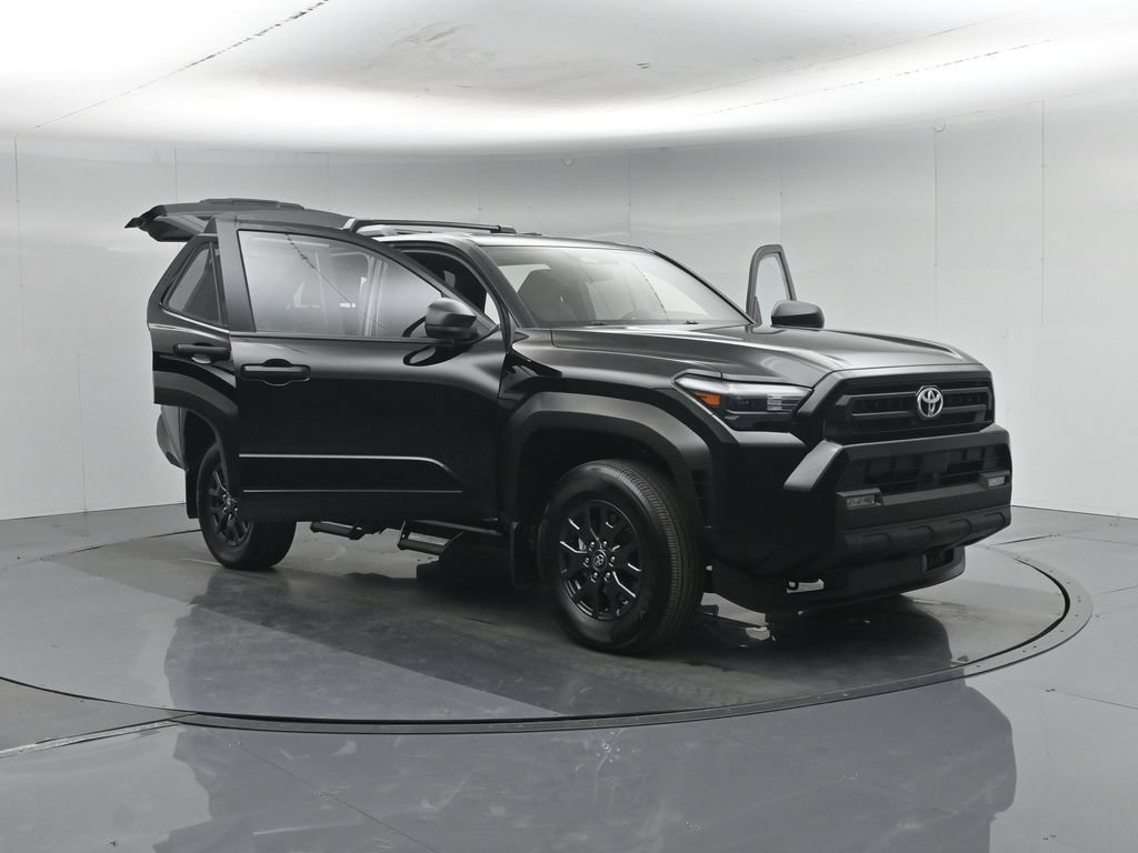 Used 2025 Toyota 4Runner SR5 AWD/4WD image 34