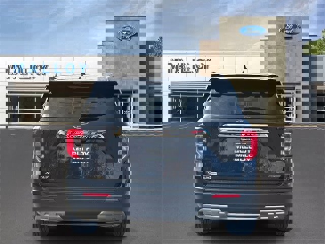 Certified 2024 Ford Explorer XLT w/ Equipment Group 202A image 3