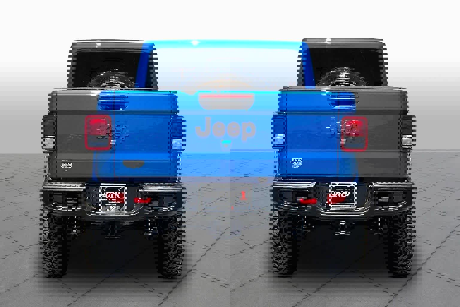 Used 2023 Jeep Gladiator Rubicon w/ Cold Weather Group AWD/4WD image 5