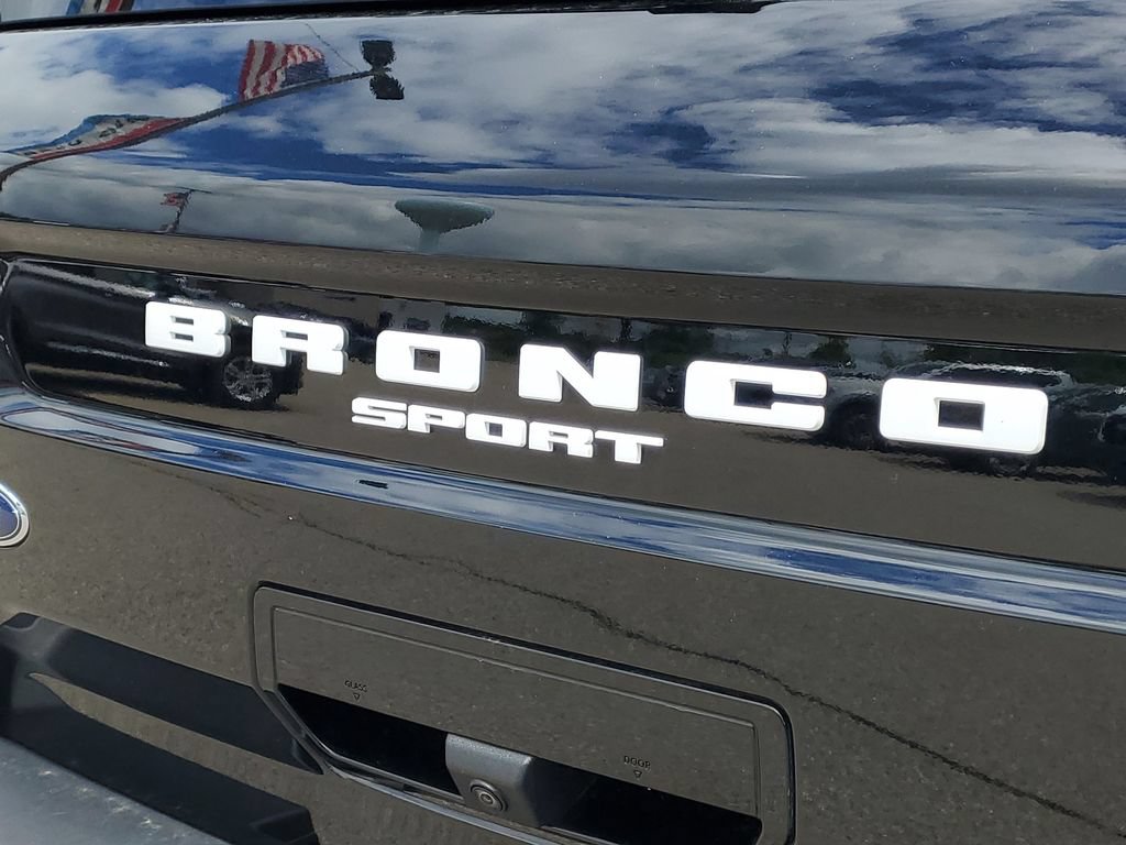 Certified 2023 Ford Bronco Sport Outer Banks w/ Tech Package AWD/4WD image 6