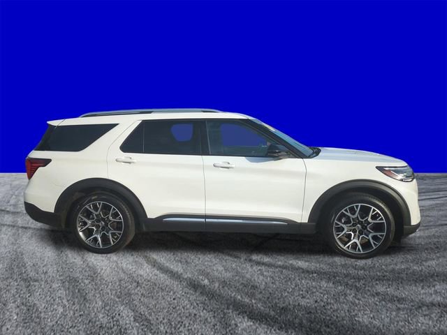 Certified 2025 Ford Explorer Platinum w/ Ultimate Package image 3