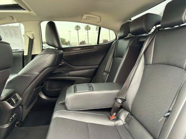 Used 2020 Lexus ES 350 w/ Premium Package FWD image 21
