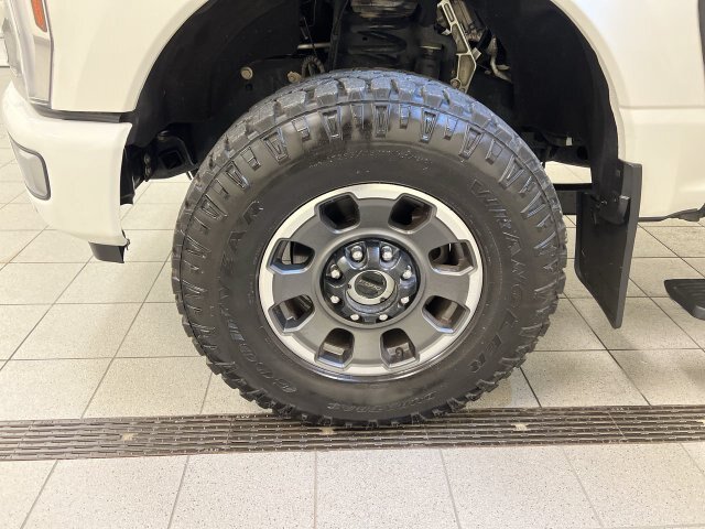 Certified 2024 Ford F350 Platinum w/ Tremor Off-Road Package AWD/4WD image 10