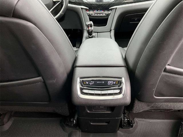 Used 2020 Cadillac XT6 Premium Luxury image 24