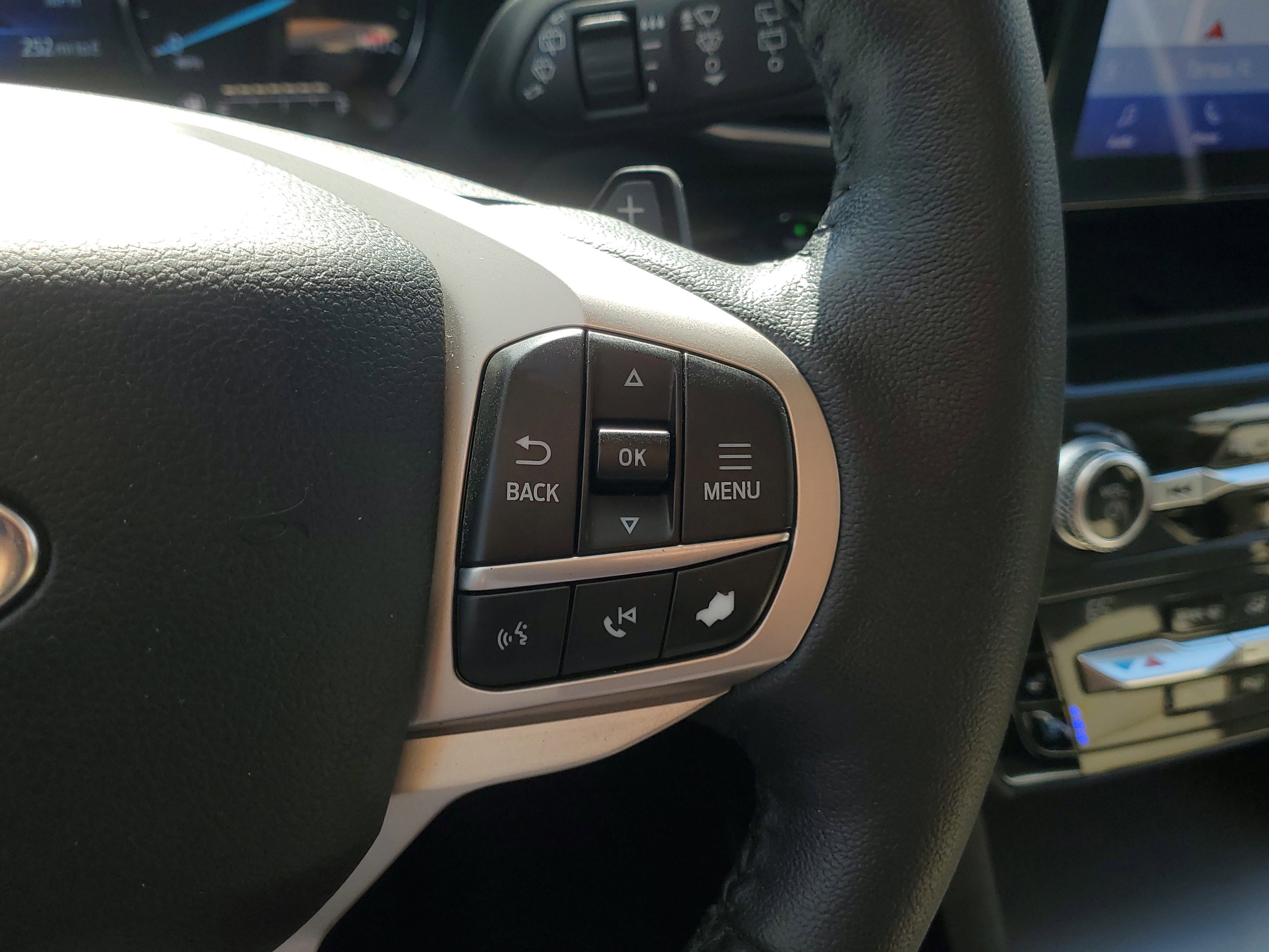 Certified 2021 Ford Explorer Limited w/ Equipment Group 301A image 27