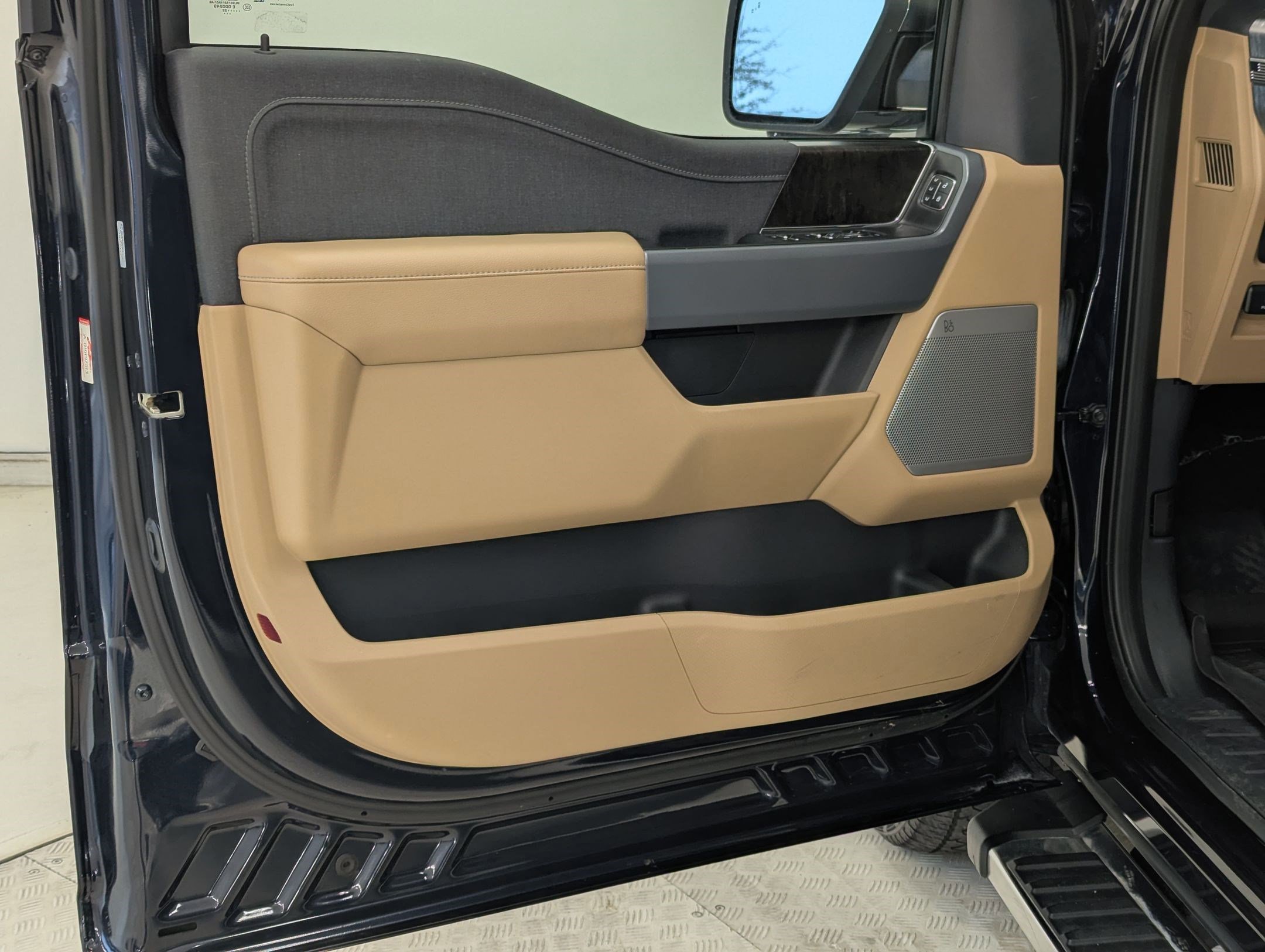 Certified 2022 Ford F150 Lariat image 22