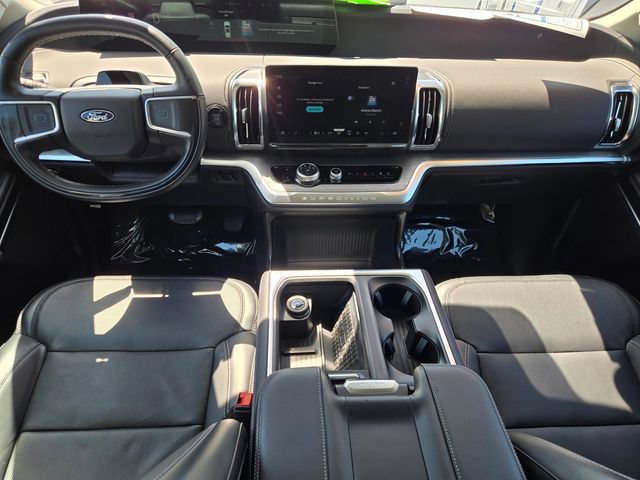 Certified 2025 Ford Expedition Platinum AWD/4WD image 16