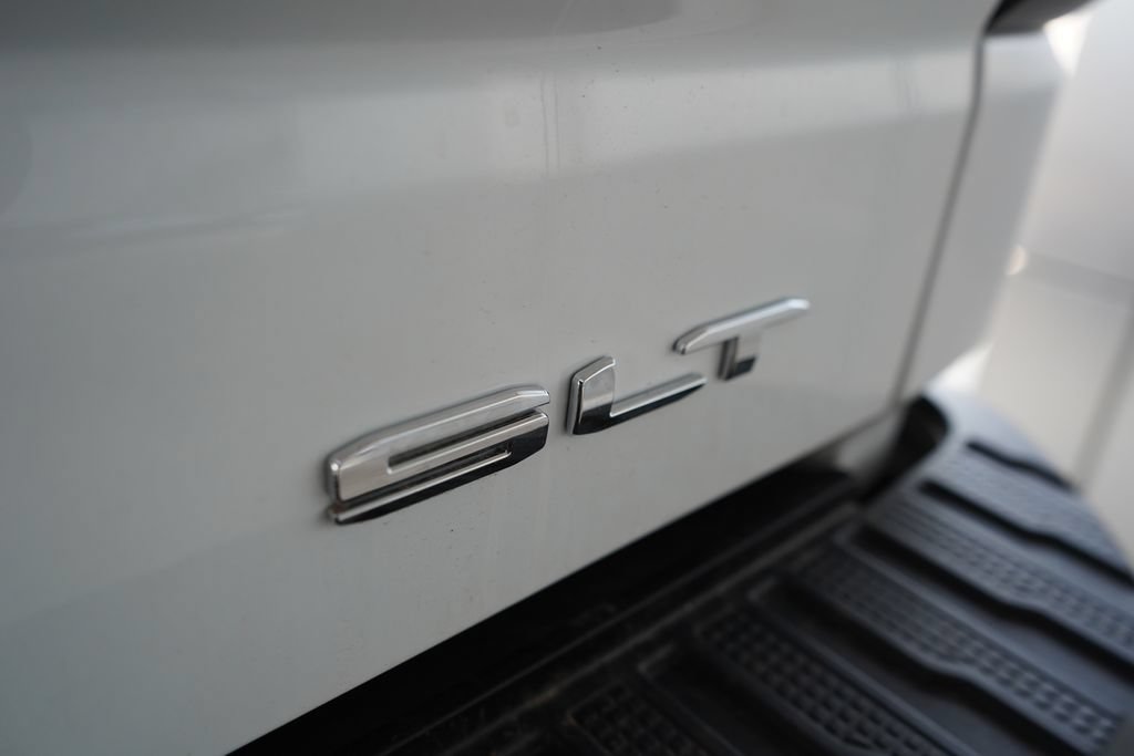 Used 2025 GMC Sierra 1500 SLT RWD image 7